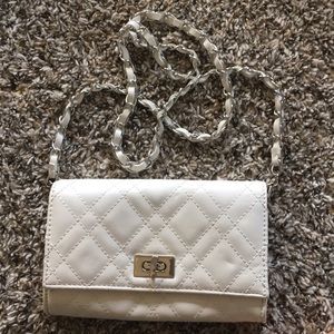 White Forever 21 crossbody clutch